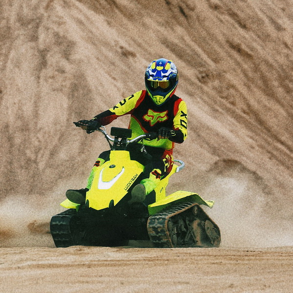 Κατάλληλο για ιππασία με ηλεκτρικό snowmobile παντός εδάφους